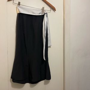 Saint Laurent Vintage Midi Skirt in size 2.